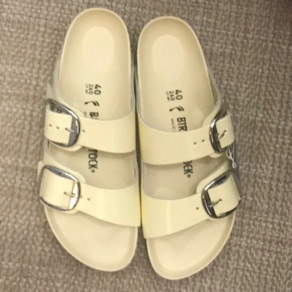 Birkenstock Arizona Big Buckle
Natural Leather Patent NWT size 40/L9 - Picture 7 of 11